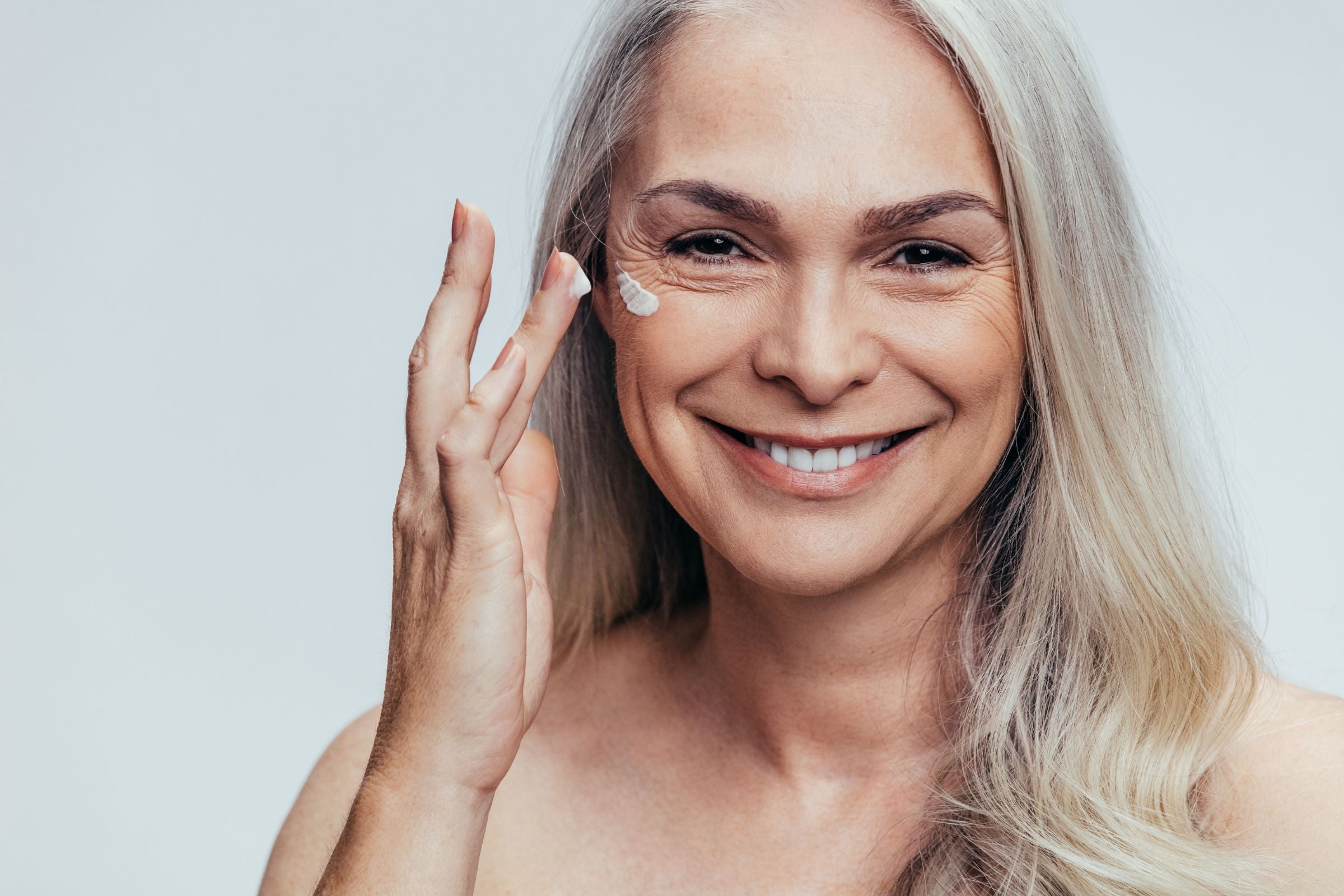 Older_woman_with_clear_and_smooth_youthful_skin